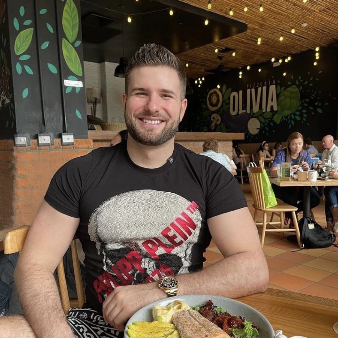 Clash加速器用户james，很满意Clash加速器